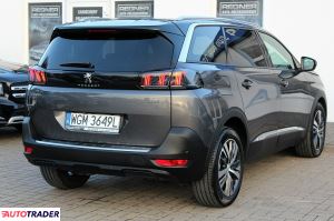 Peugeot 5008 2024 1.5 130 KM