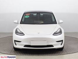 Tesla Model 3 2020 320 KM