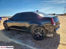 Chrysler 300C 2021 3