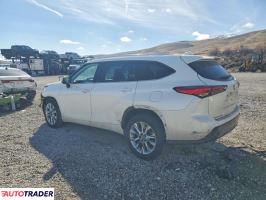 Toyota Highlander 2020 3