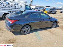 Hyundai Elantra 2025 1