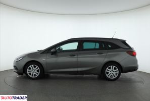 Opel Astra 2020 1.2 143 KM