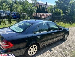 Mercedes E-klasa 2004 2.2 150 KM