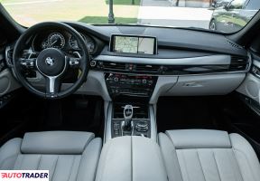 BMW X5 2016 3.0 258 KM