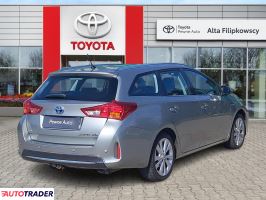Toyota Auris 2014 1.8 136 KM
