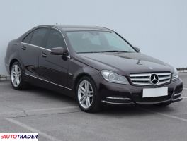 Mercedes C-klasa - zobacz ofertę