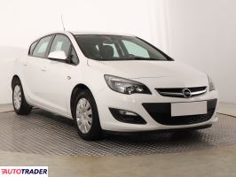 Opel Astra 2013 1.4 99 KM