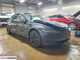 Tesla Model 3 2024