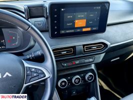 Dacia Pozostałe 2024 1.6 140 KM