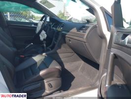 Volkswagen Golf 2021 2