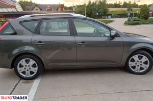 Kia Ceed 2012 1.6 90 KM