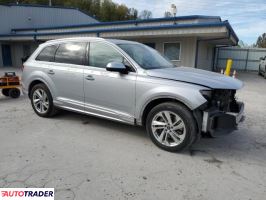 Audi Q7 2022 3