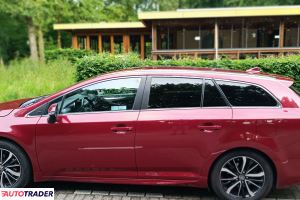 Toyota Avensis 2017 2.0 152 KM Toyota Avensis 2017 2.0 152 KM