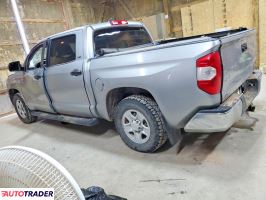 Toyota Tundra 2021 5
