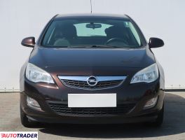 Opel Astra 2012 1.6 103 KM