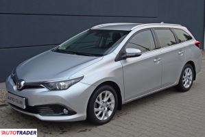 Toyota Auris 2017 1.6 132 KM Toyota Auris 2017 1.6 132 KM