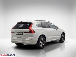 Volvo XC60 2022 2.0 197 KM