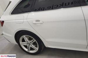 Audi A4 2020 2.0 190 KM