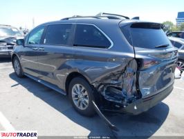Toyota Sienna 2025 2
