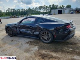 Ford Mustang 2025 5