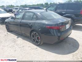 Alfa Romeo Giulia 2023 2