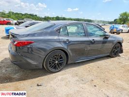 Toyota Camry 2025 2