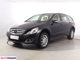 Mercedes R-klasa 2007 3.0 221 KM