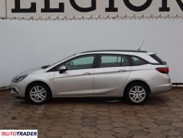 Opel Astra 2019 1.6 108 KM