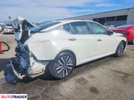 Nissan Altima 2025 2