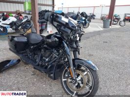 Harley-Davidson FLHX Street Glide - zobacz ofertę