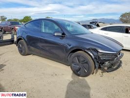 Tesla Model Y 2026