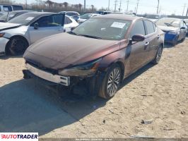 Nissan Altima 2024 2