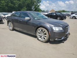 Chrysler 300C 2020 3