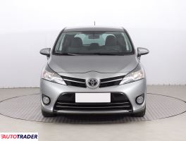 Toyota Verso 2013 2.0 122 KM Toyota Verso 2013 2.0 122 KM