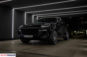 Porsche Cayenne 2015 4.8 640 KM