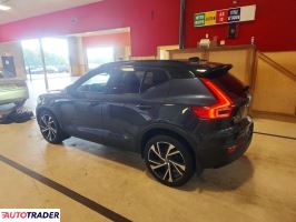 Volvo XC40 2022 2