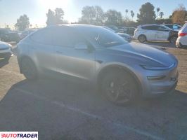 Tesla Model Y 2026