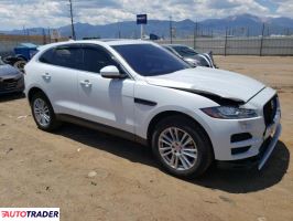 Jaguar F-PACE 2018 3