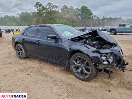 Chrysler 300C 2022 3