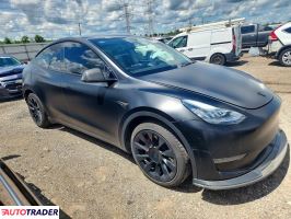 Tesla Model Y 2022