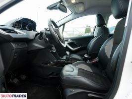 Peugeot 2008 2016 1.2 110 KM