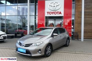 Toyota Auris 2014 1.8 136 KM Toyota Auris 2014 1.8 136 KM