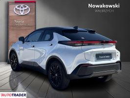 Toyota C-HR 2024 2.0 197 KM
