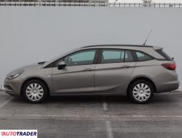 Opel Astra 2016 1.6 108 KM