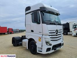 Mercedes Actros