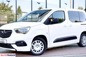 Opel Combo 2021 1.5 102 KM Opel Combo 2021 1.5 102 KM