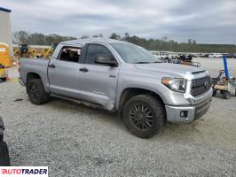 Toyota Tundra 2020 5