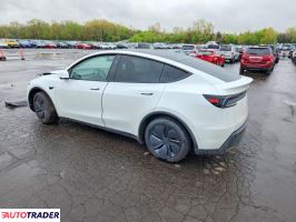 Tesla Model Y 2026