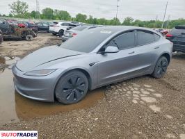 Tesla Model 3 2025