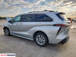 Toyota Sienna 2024 2